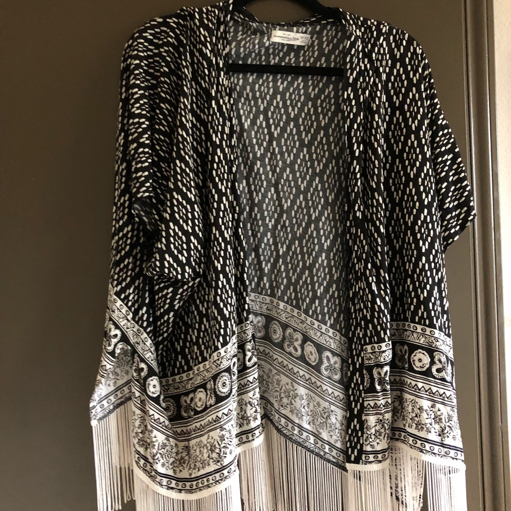 Abercrombie & Fitch Kimono.